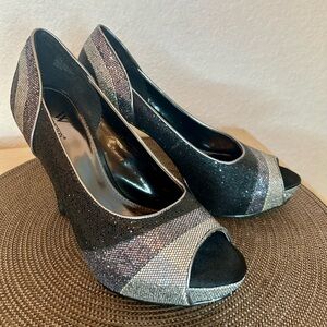 Worthington Lana Pewter Ombre peep toe heels sz8